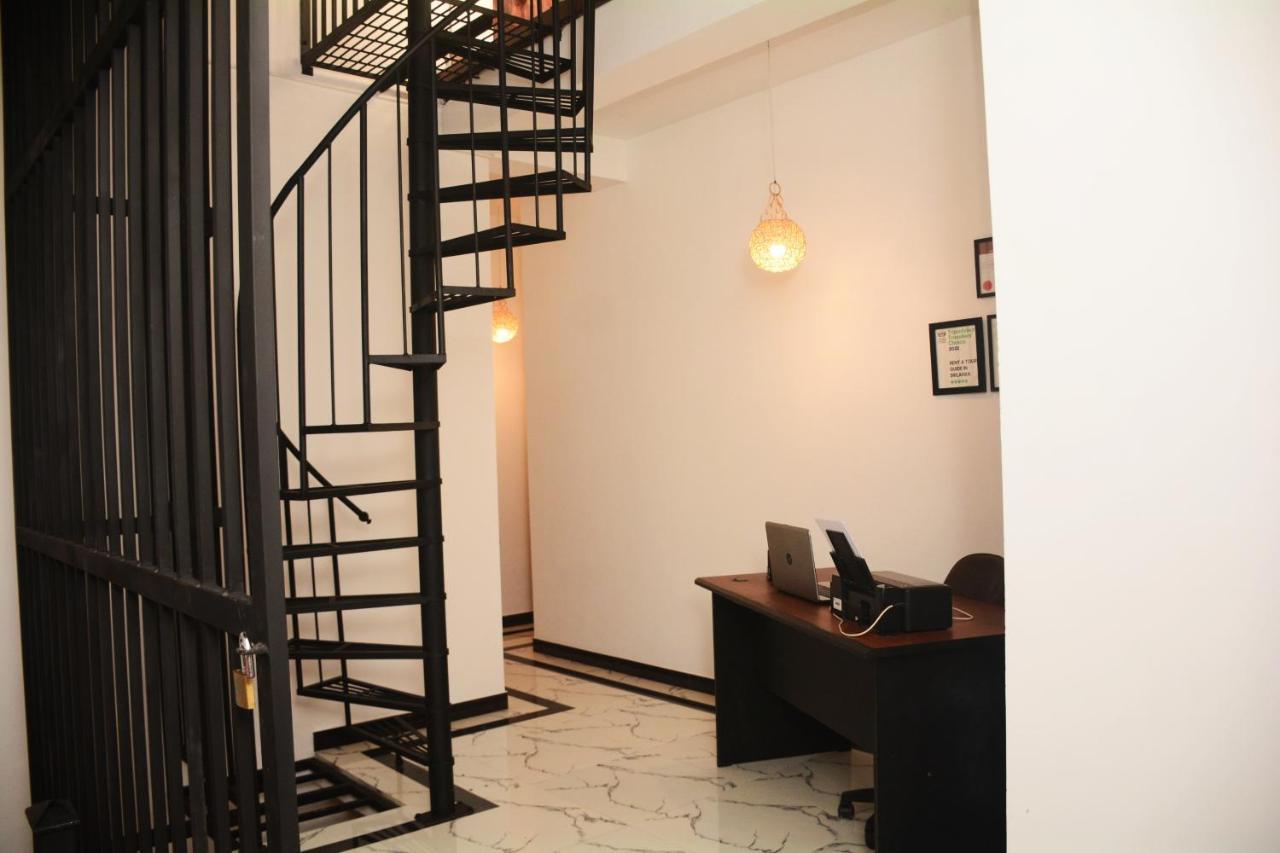 Ayubowan Homestay Катунаяка Екстер'єр фото