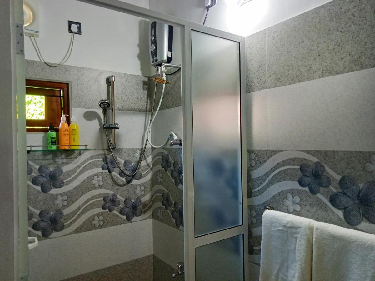 Ayubowan Homestay Катунаяка Екстер'єр фото