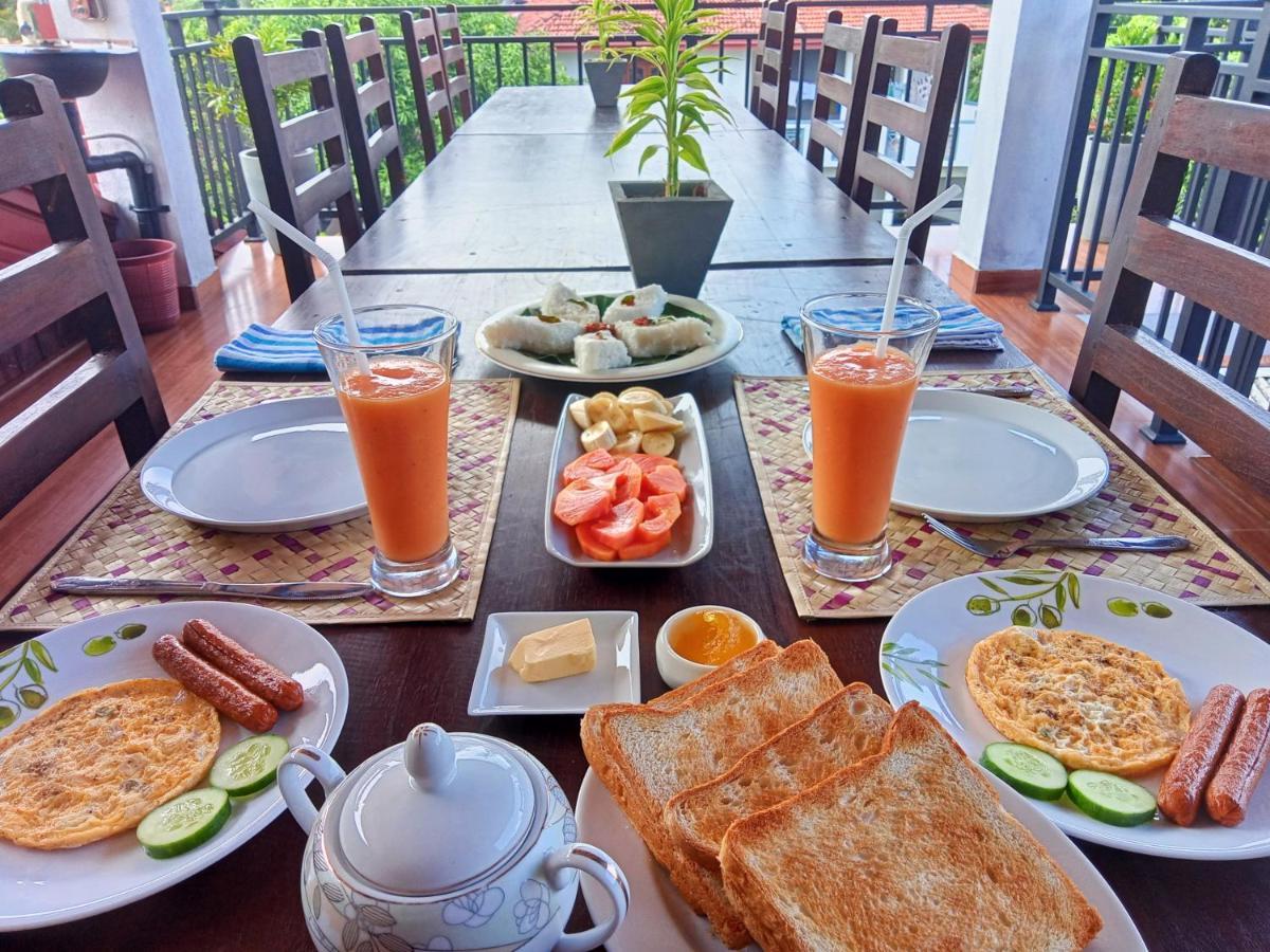 Ayubowan Homestay Катунаяка Екстер'єр фото
