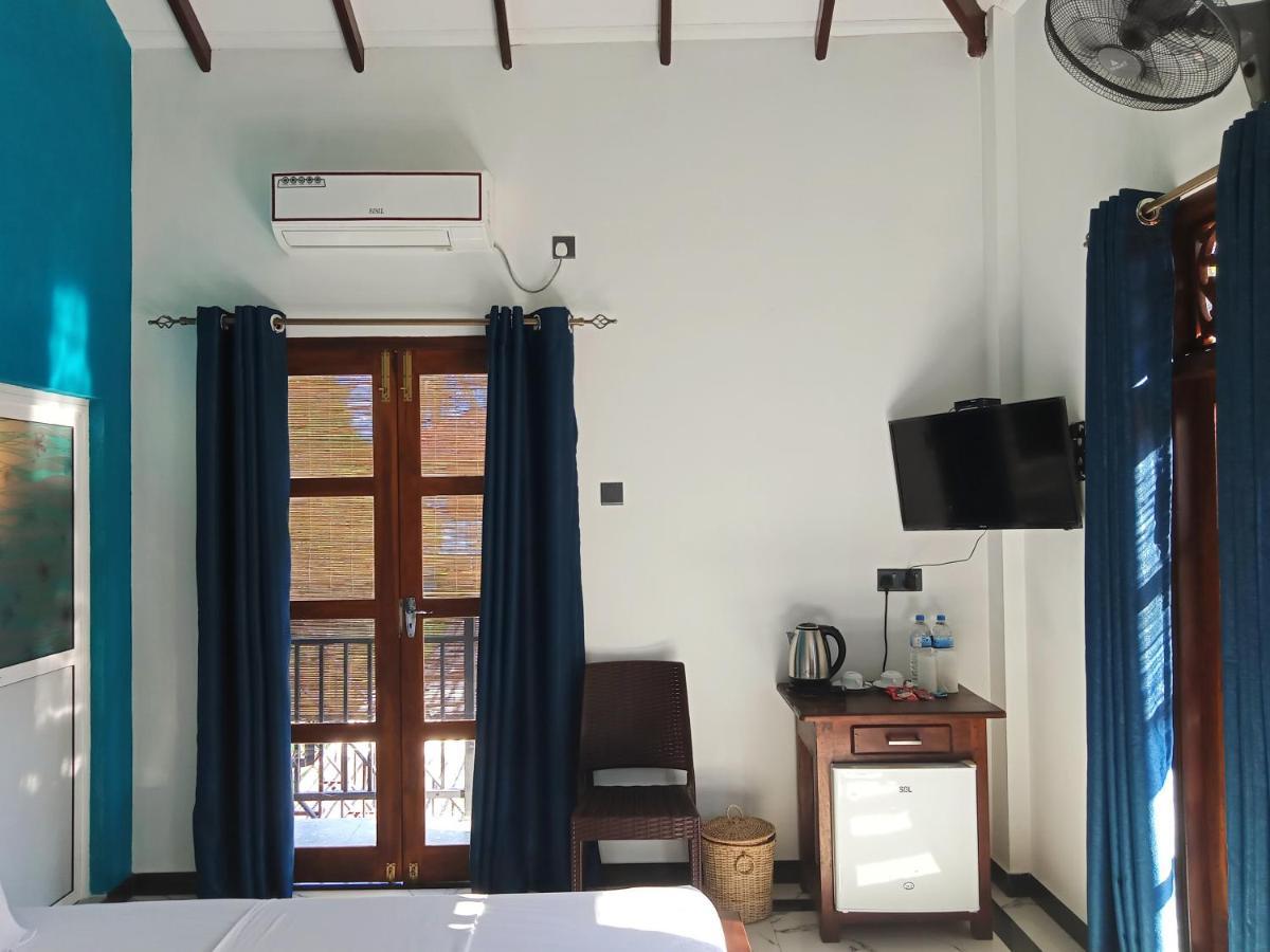 Ayubowan Homestay Катунаяка Екстер'єр фото